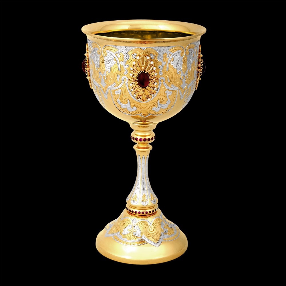 Handmade gold cup - a luxurious interior item or a reward option