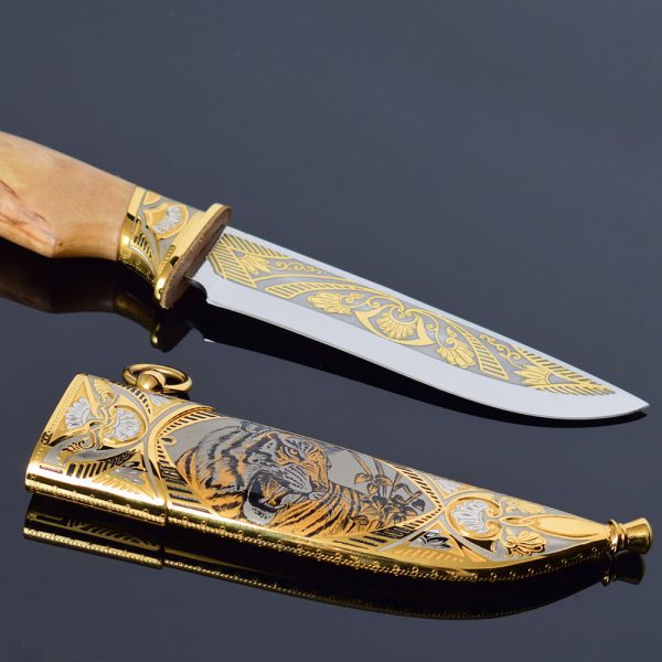 Tiger knife in a gold version