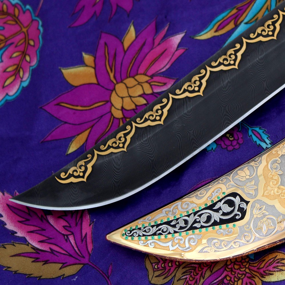 Damask steel blade decorated with arabic ornament