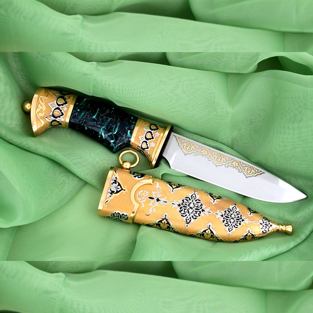 Gift arab knife with modern steel blade and gold scabbard