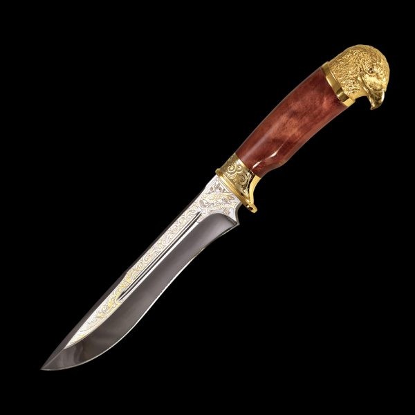 A decorative ornament of pure gold is applied to the mirror surface of the blade. The hilt end is decorated with a falcon's cast head. In modern state heraldry, the graceful figure of the falcon, like the majestic emblem of the supreme power, flaunts in the coats of arms of several Arab countries: UAE, Egypt, Libya, Kuwait, Yemen, Iraq and Syria.