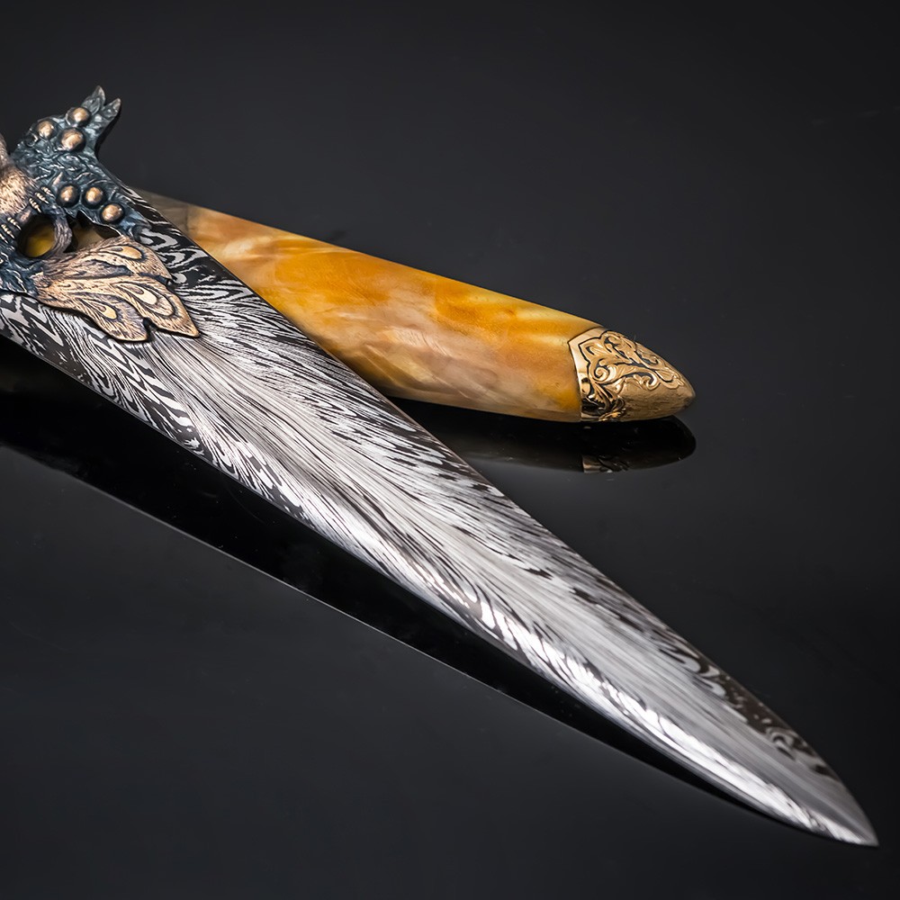 Blade from art Damascus.