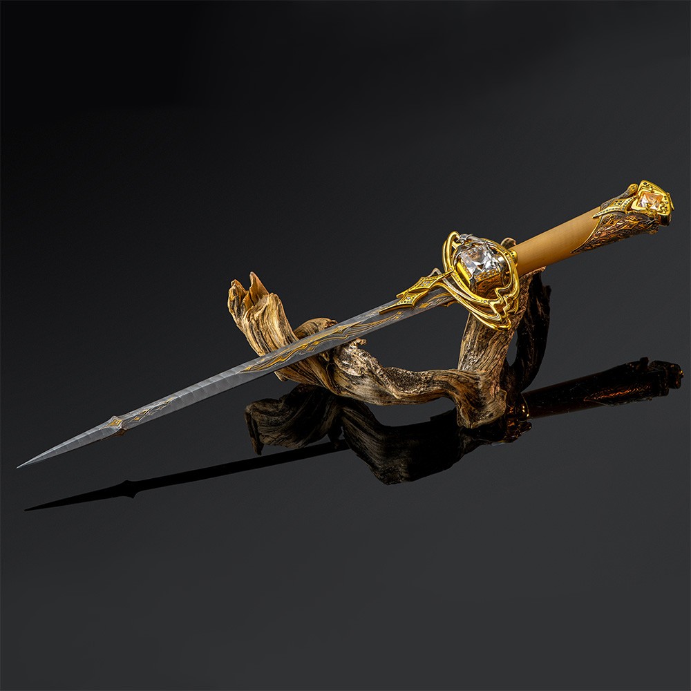 Luxurious Damascus steel stylet and boxwood hilt. Jewelry work of gunsmiths.