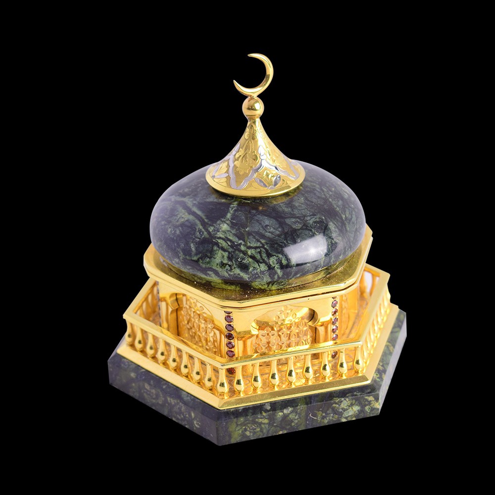 Jade jewelry box mosque. An interior item will emphasize a commitment to faith and traditions, as well as respectability of the owner.