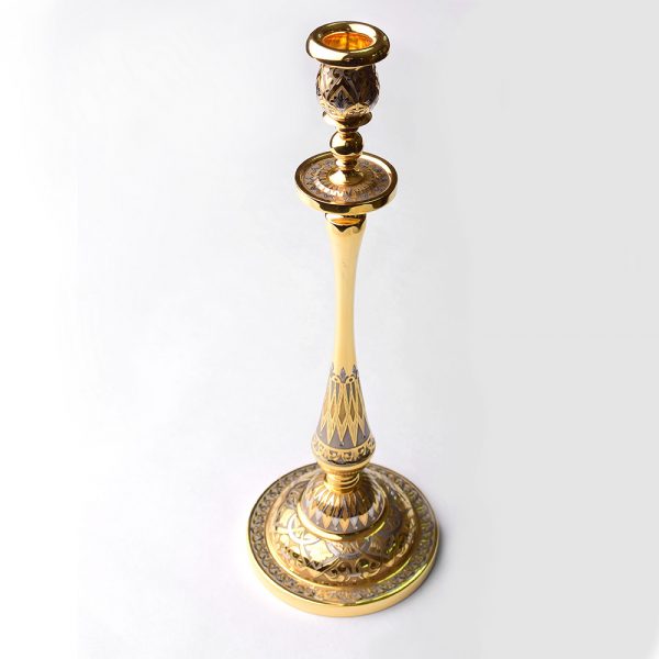 Golden candelabra with a thickened barrel
