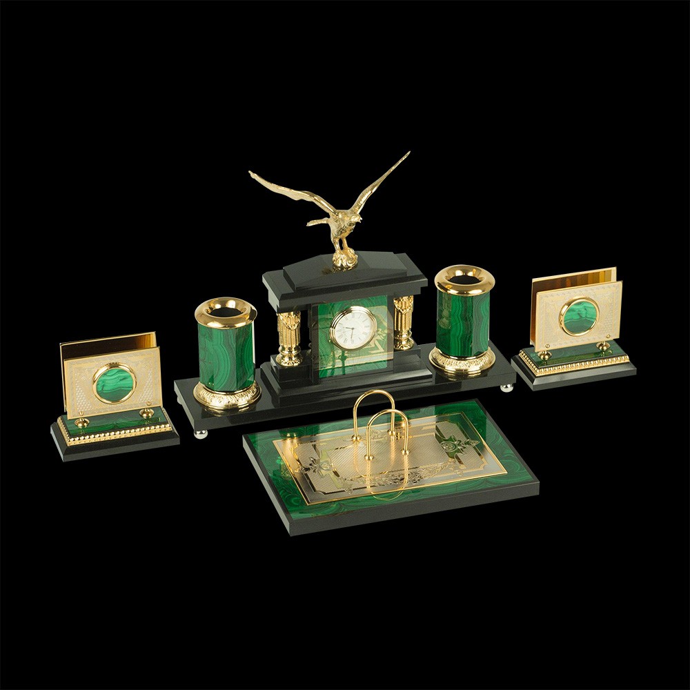 Golden eagle made of natural stone malachite and dolerite. The set includes a calendar, card holders, pencil boxes.