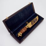 knife in gift box